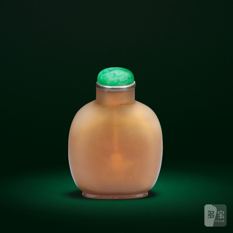 十八/十九世紀 瑪瑙馬紋鼻烟壺 | A CHALCEDONY AGATE 'TETHERED HORSE' SNUFF BOTTLE - 图4
